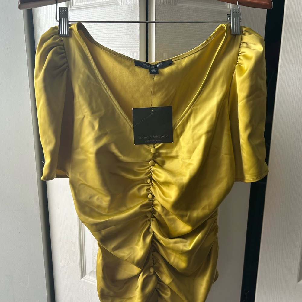 M-Gold Ruched Short Sleeved Zipped side